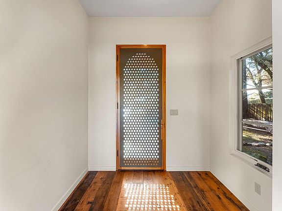 5th image of 1100 Rutherford Road