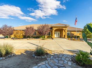 480 72nd St W, Rosamond, CA 93560