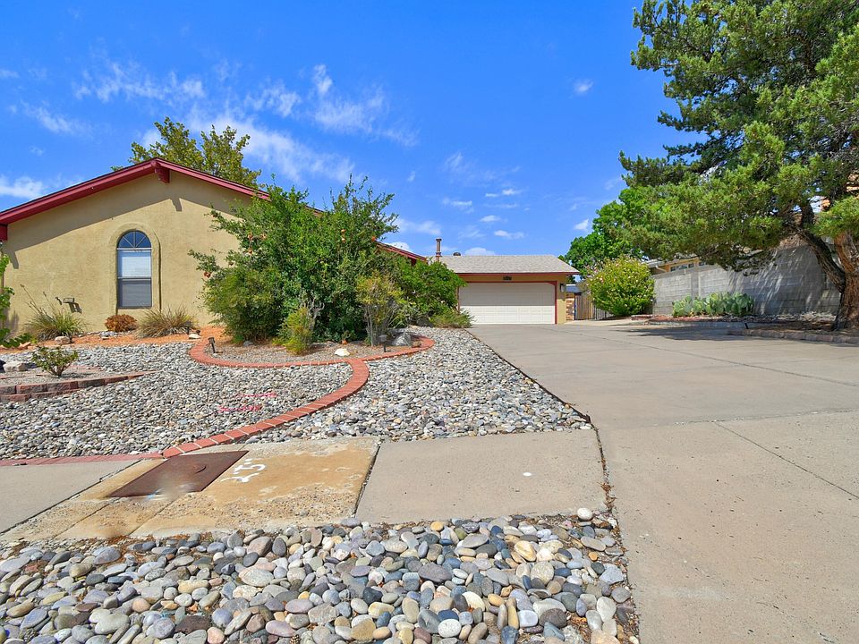 1st image of 2021 Monte Largo Dr NE