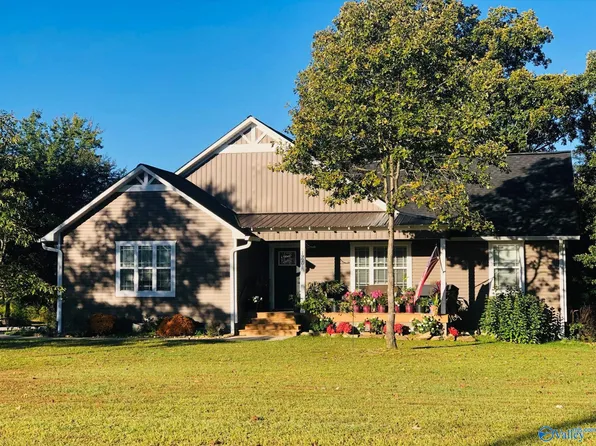 1920 Fischer Rd, Fort Payne, AL 35967