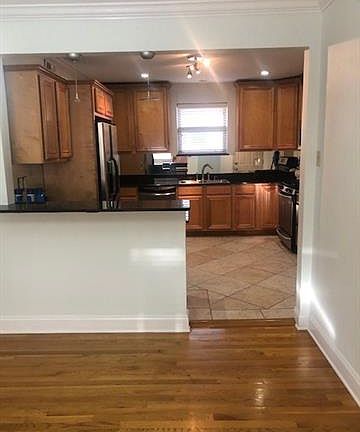 3rd image of 7301 W End Blvd APT D