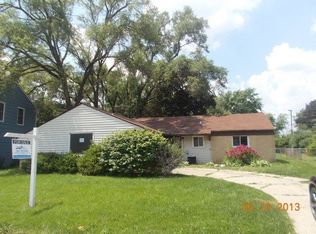 90 Oxford Ln, Glendale Heights, IL 60139