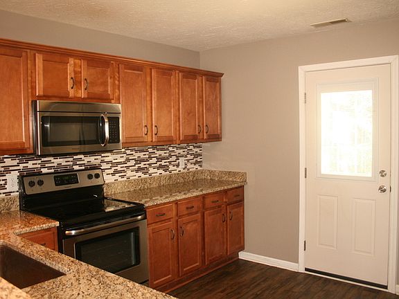 4th image of 1182 Long Hollow Pike APT H4
