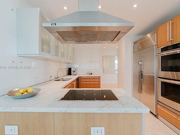 5th image of 6103 Aqua Ave APT 702