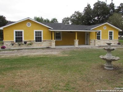 1180 State Highway 132 N, Natalia, TX, 78059