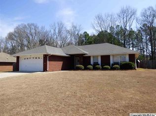 240 Shortleaf Ln, Harvest, AL 35749