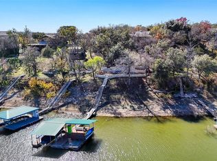 25400 Cove Dr, Spicewood, TX 78669