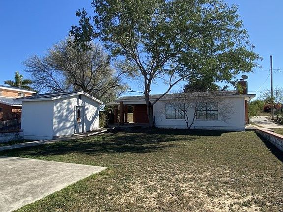 4th image of 312 Cerrito Dr