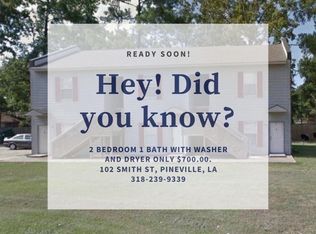 102 Smith St #E, Pineville, LA 71360