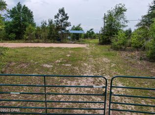 9746 Western Rd, Fountain, FL 32438