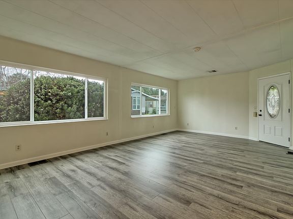 2nd image of 557 Mill Pond Dr