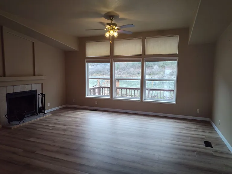 20296 Clearwater Dr — Photo 14