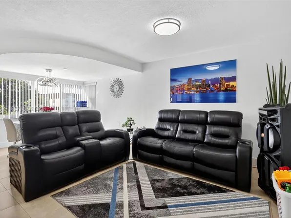 7105 W 13th Ave APT 201, Hialeah, FL 33014
