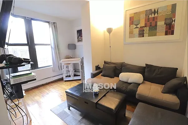 Rented by Mason Group LLC | media 25