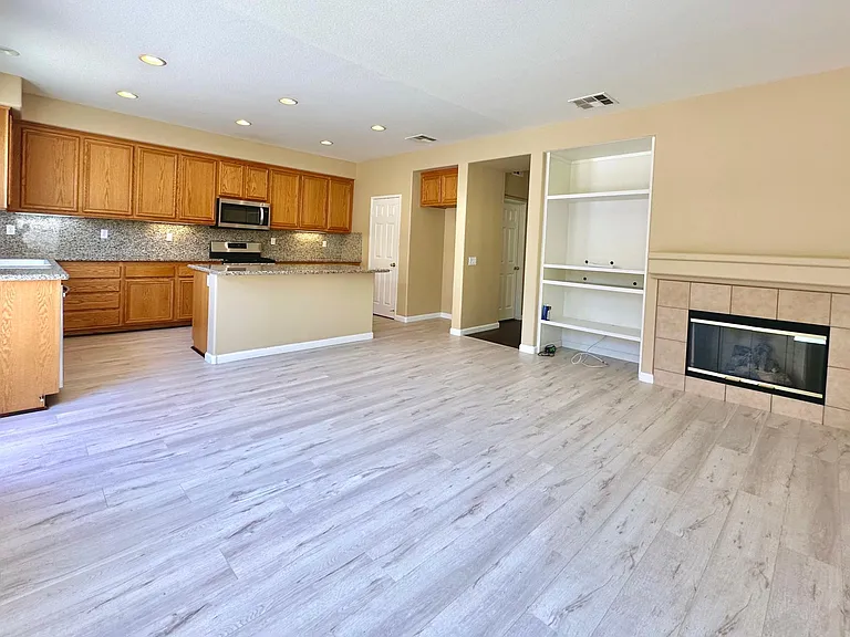 40285 Balboa Dr — Photo 10