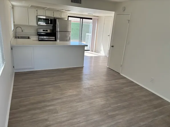 32389 Whispering Palms Trl #4, Cathedral City, CA 92234