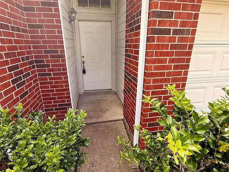 3906 Teal Run Meadows Dr — Photo 3