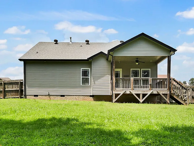 987 Promenade Dr — Photo 32