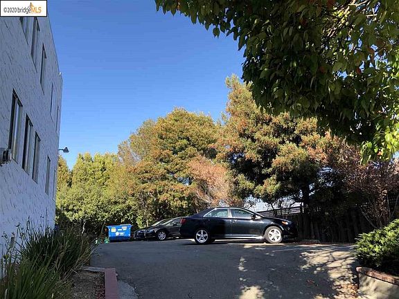 5th image of 2410 San Mateo St