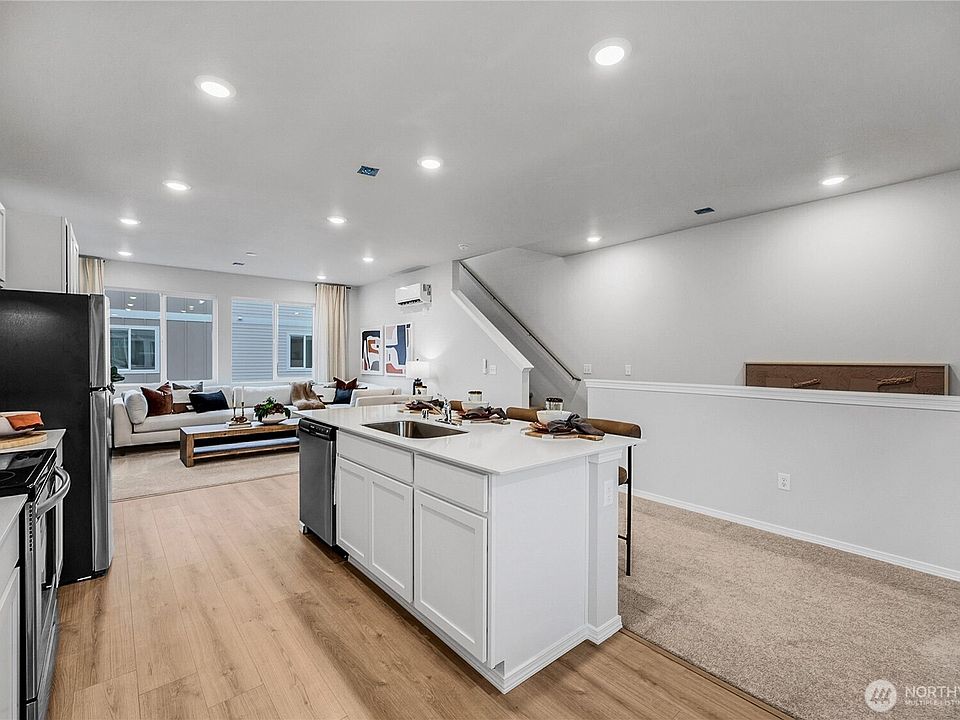24096 Emerald Ridge Avenue SE, Black Diamond, WA 98010 | MLS