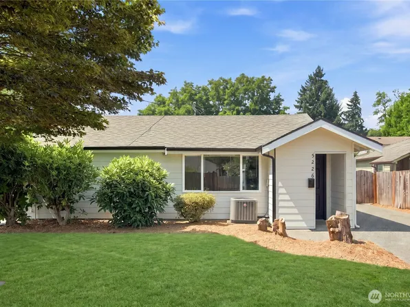 5226 108th Avenue Ct E, Puyallup, WA 98372