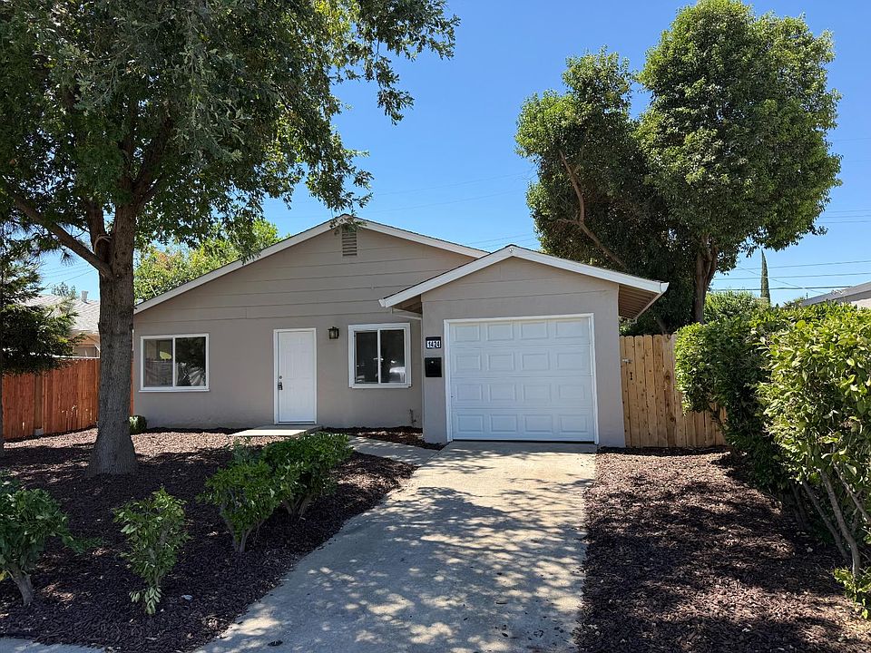 1st image of 1424 Youngs Ln