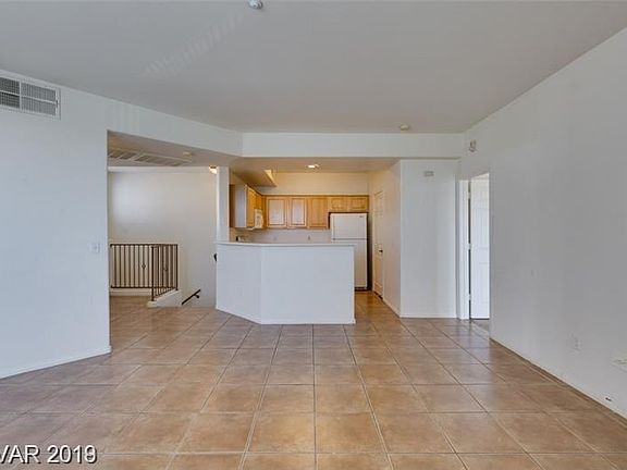 4th image of 5855 Valley Dr Unit 2105