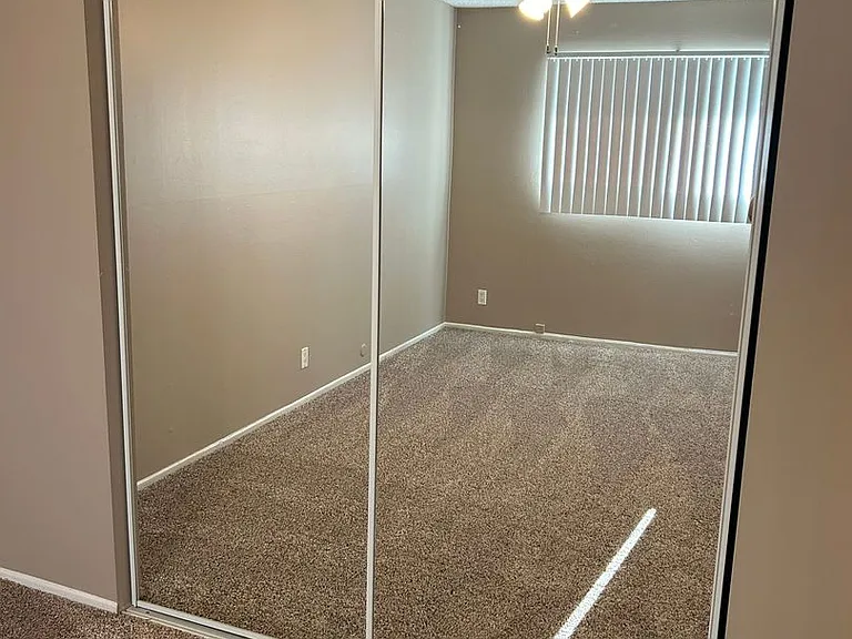Mountain View Apartments — Photo 6