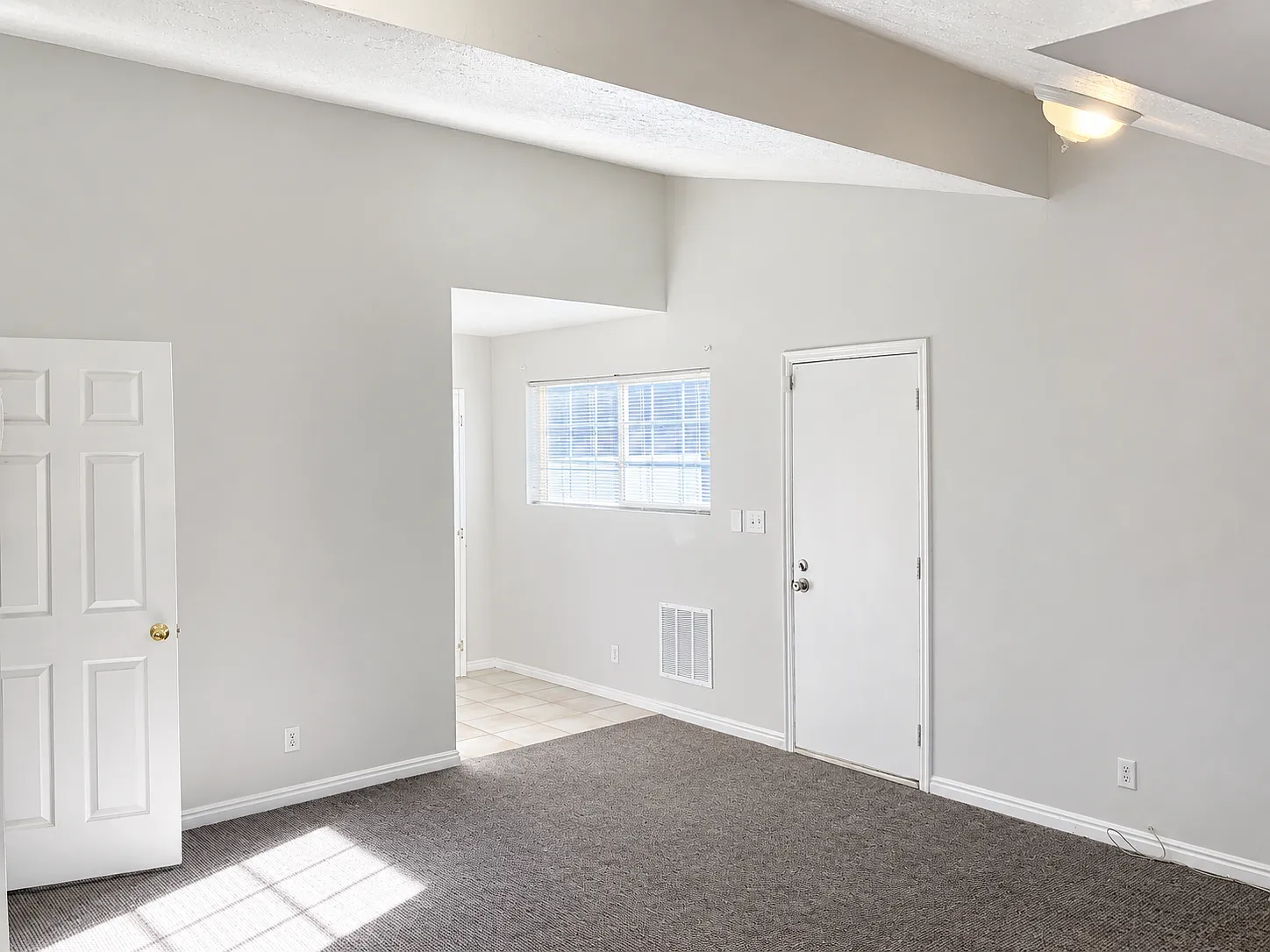 2 bed, 2.0 bath, 1500 sqft, $1,475 — Photo 3