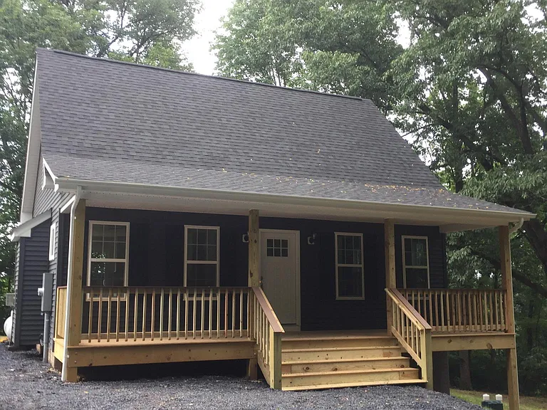 13 Pin Oak Rd — Photo 1