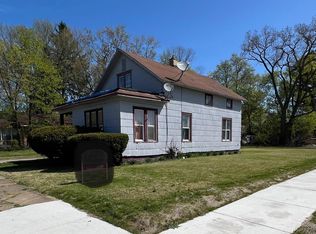 1097 Pearl St, Benton Harbor, MI 49022