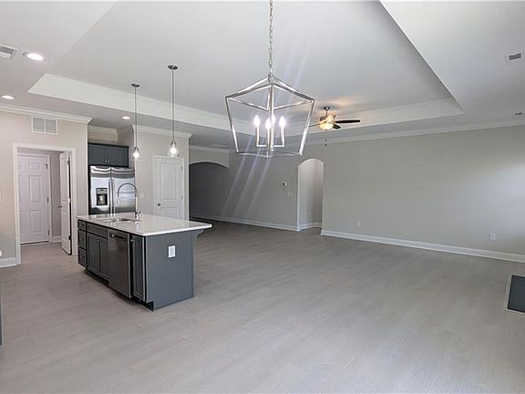 4th image of 807 Bell Mare Dr #713