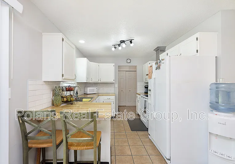 266 E Pine Ridge Dr — Photo 9