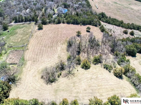 800 Pinnacle Ln, Davey, NE 68336