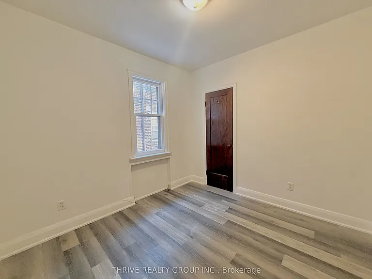 50 Ridout St S #6 — Photo 11