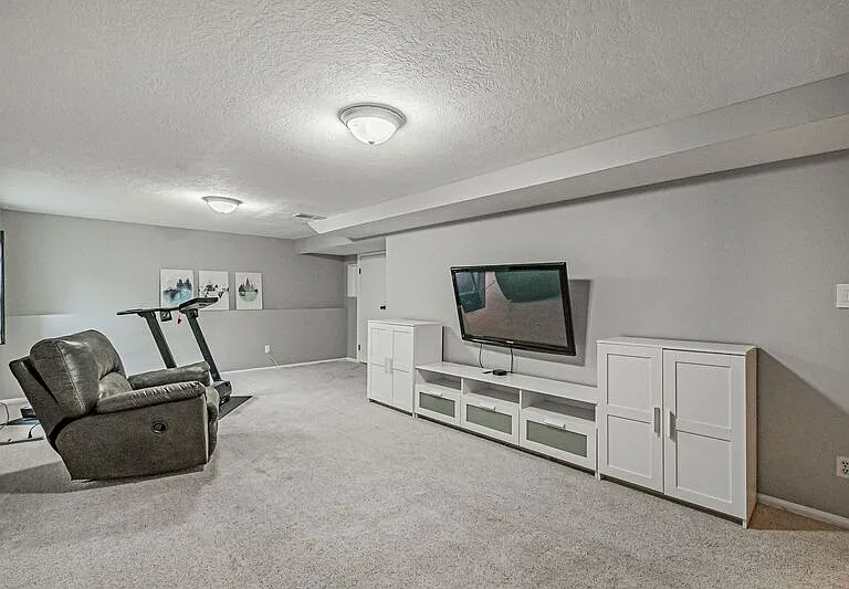 10410 W Jewell Ave #B — Photo 30