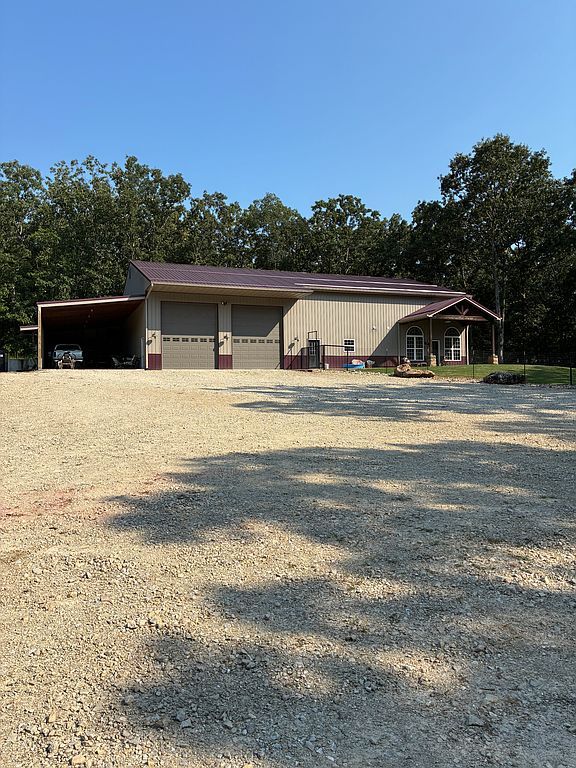 1001 Katies Way - Property Image