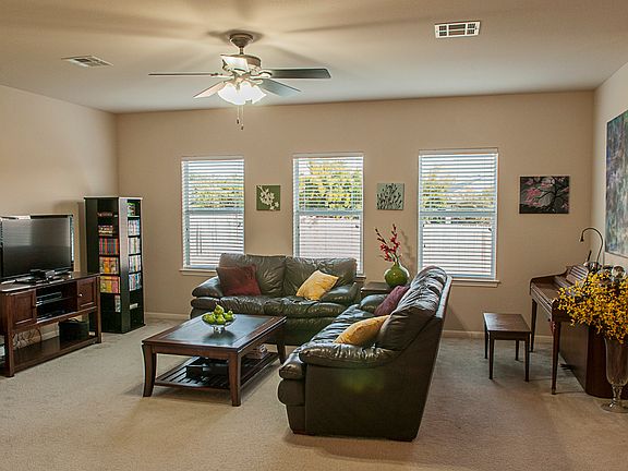 3rd image of 7834 Squirrel Hollow Dr