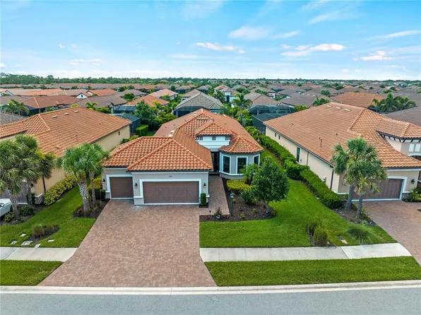 5364 Salcano St, Sarasota, FL 34238