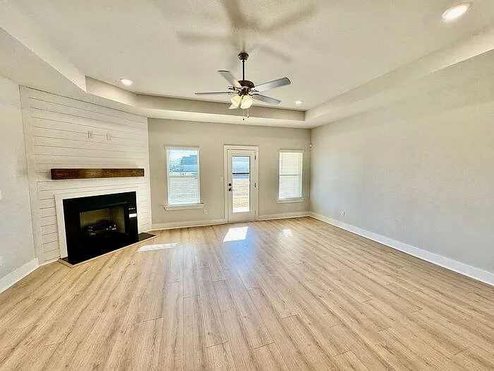 467 Raleigh Elm Dr — Photo 10