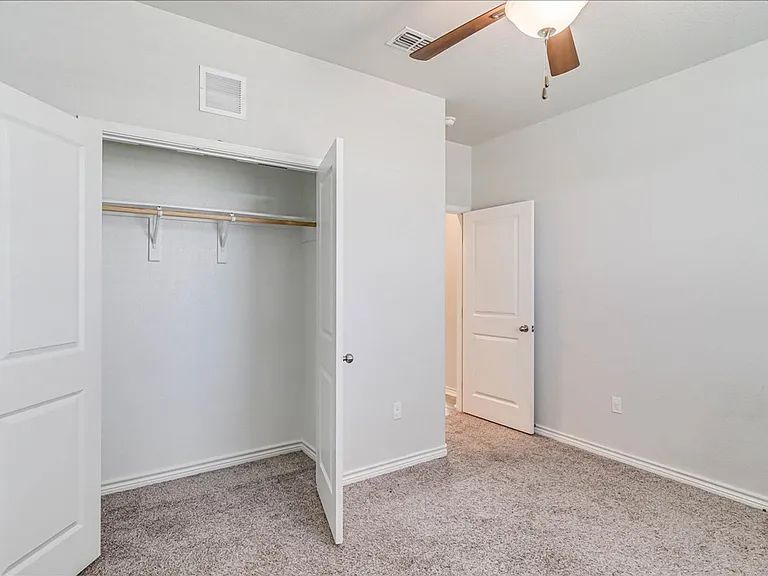 8010 Calma St — Photo 34