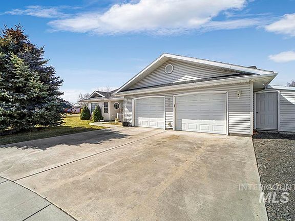 4th image of 722 Aiken Cir