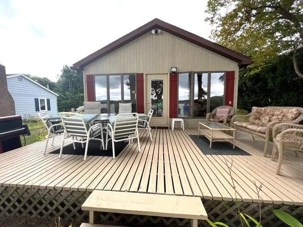 63720 Zabel Shores Rd, Sturgis, MI 49091
