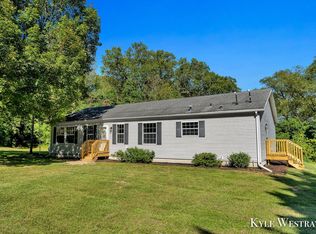 3249 Perch Point Dr, Delton, MI 49046