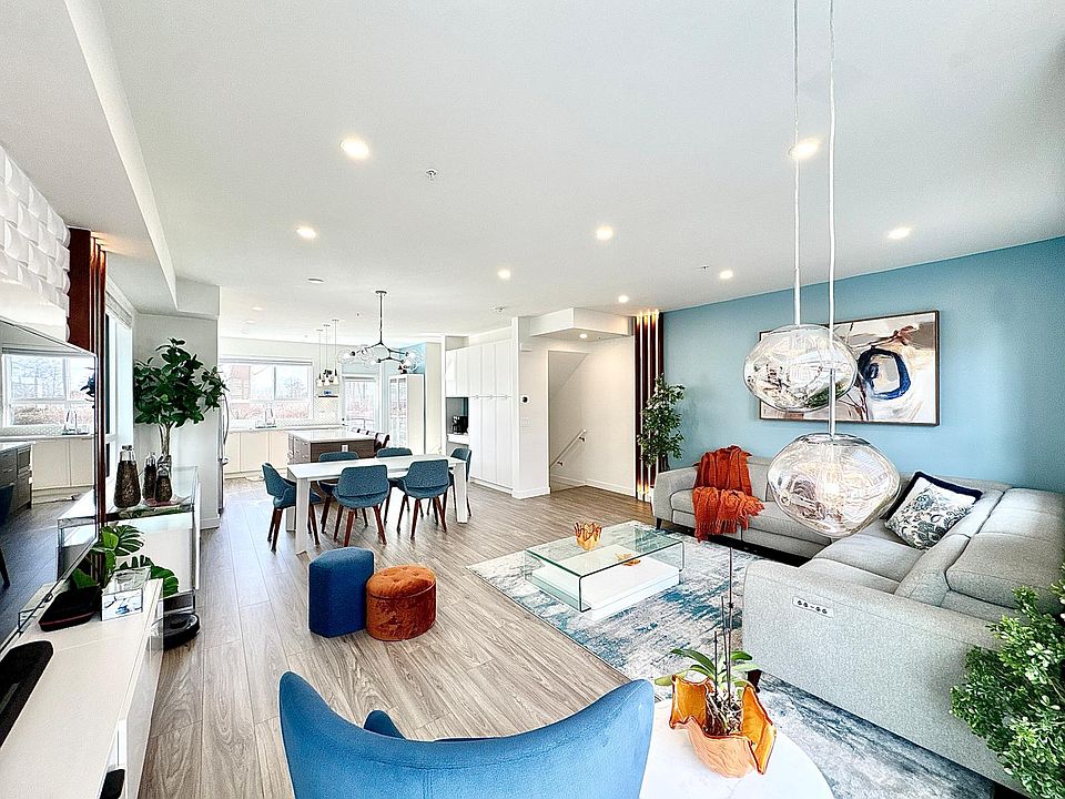 1st image of 20150 81st Ave #25