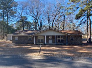 2415 Chaffin Ln, Magnolia, AR 71753