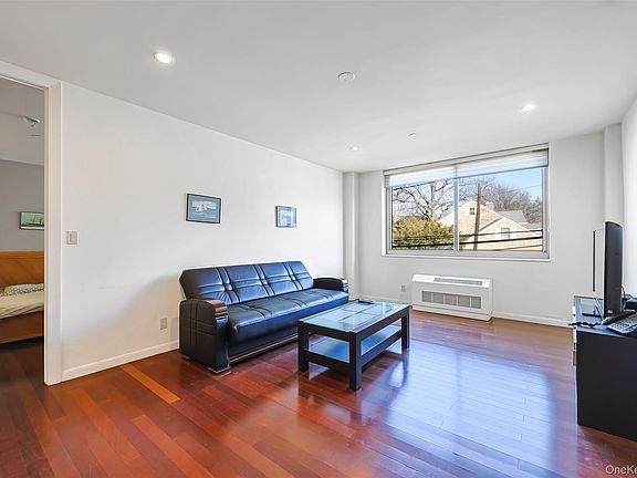 2nd image of 3132 Union Street #2C