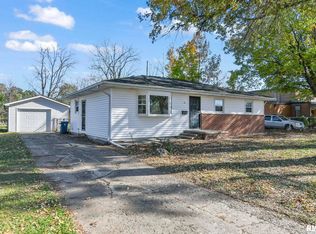 18 Babiak Ln, Springfield, IL 62702