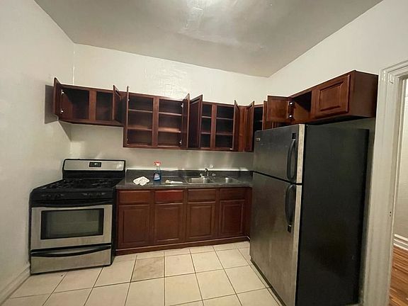3rd image of 415 Lefferts Ave APT A2