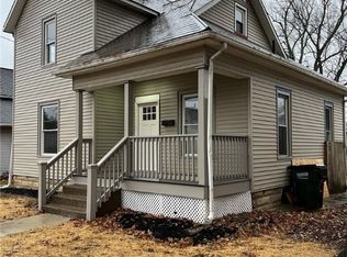 319 E 7th St, Dover, OH